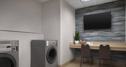 Hampton Inn & Suites Austin @ The University / Capitol