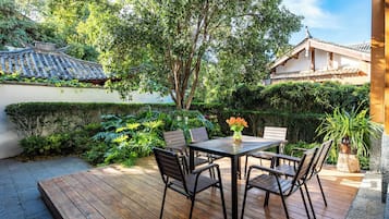 Premium bedding, down duvets, minibar, in-room safe