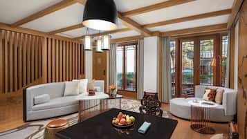 1 bedroom, premium bedding, down comforters, minibar