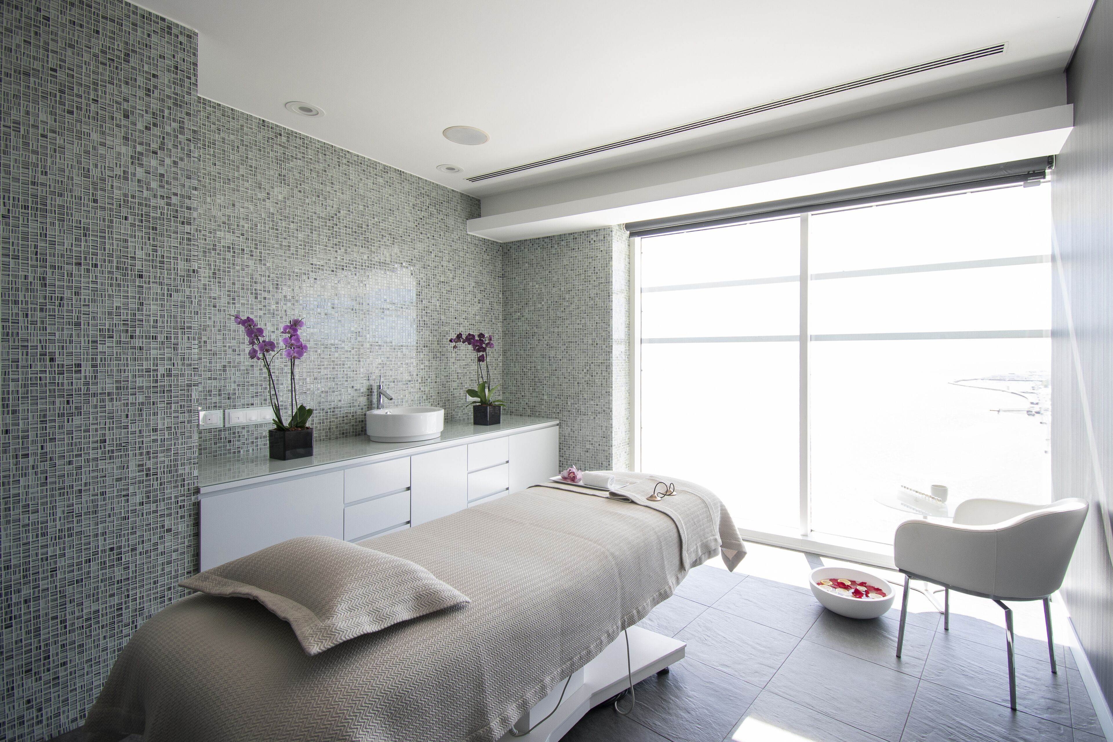 couples treatment room(s), sauna, steam room, turkish bath/hammam