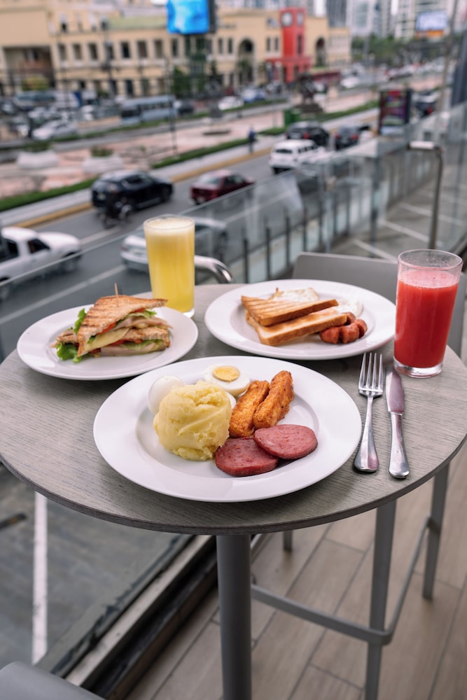 Weston Suites Hotels by null