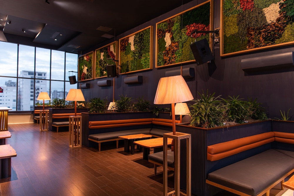 Weston Suites Hotels by null