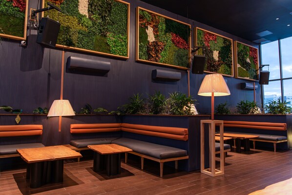 Nightclub - Weston Suites & Hotel (Santo Domingo)