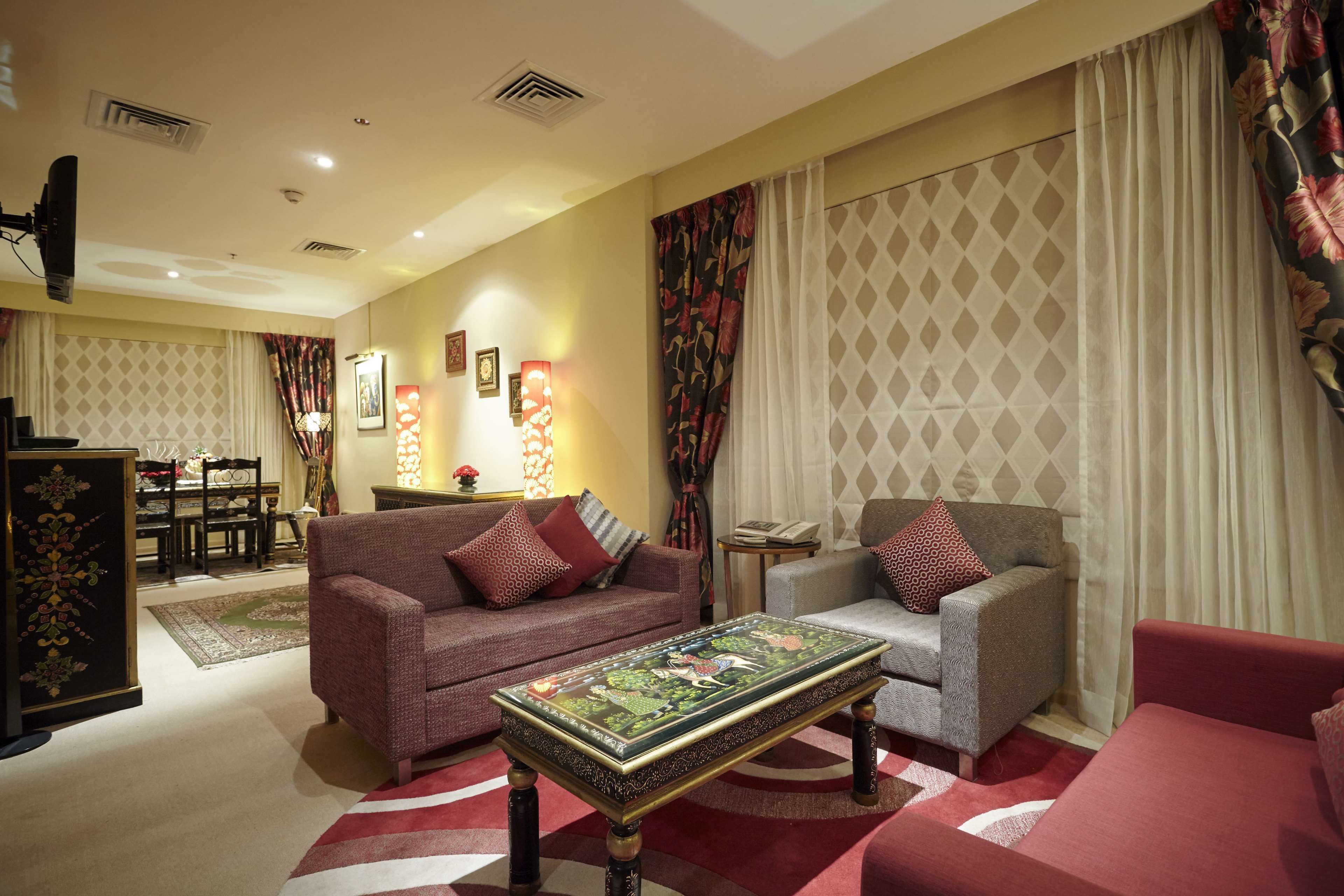 Literie de qualité supérieure, minibar, coffres-forts dans les chambres