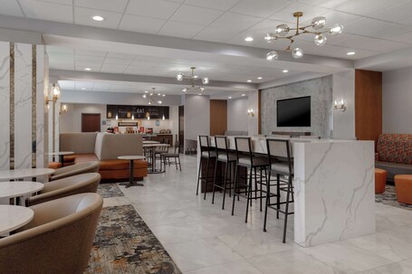 Hampton Inn by Hilton Brampton Toronto - Image 12