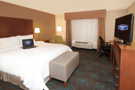 Hampton Inn by Hilton Brampton Toronto - Image 7