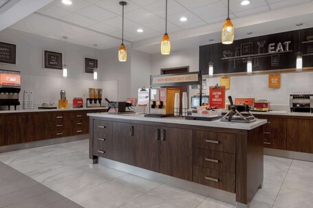 Hampton Inn by Hilton Brampton Toronto - Image 14