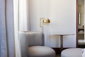 Suite, 1 Bedroom | Premium bedding, Select Comfort beds, minibar, in-room safe - Radisson Blu Hotel Nantes (Nantes)