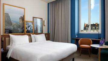 Premium Room | Premium bedding, Select Comfort beds, minibar, in-room safe