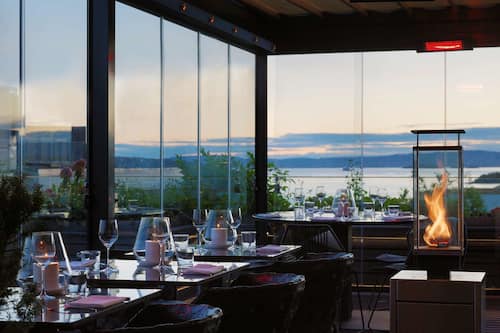2 Restaurants; Frühstück, Mittagessen und Abendessen werden serviert