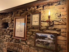 Double Room, Ensuite | Dining - The Black Swan (Helston)