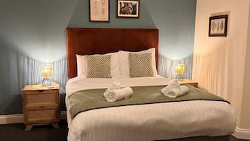 Classic Double Room, Ensuite