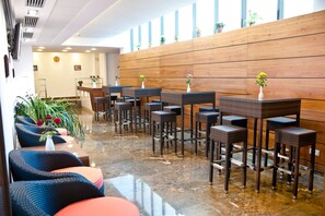 Bar (on property) - Hotel Beyfin (Cluj-Napoca)