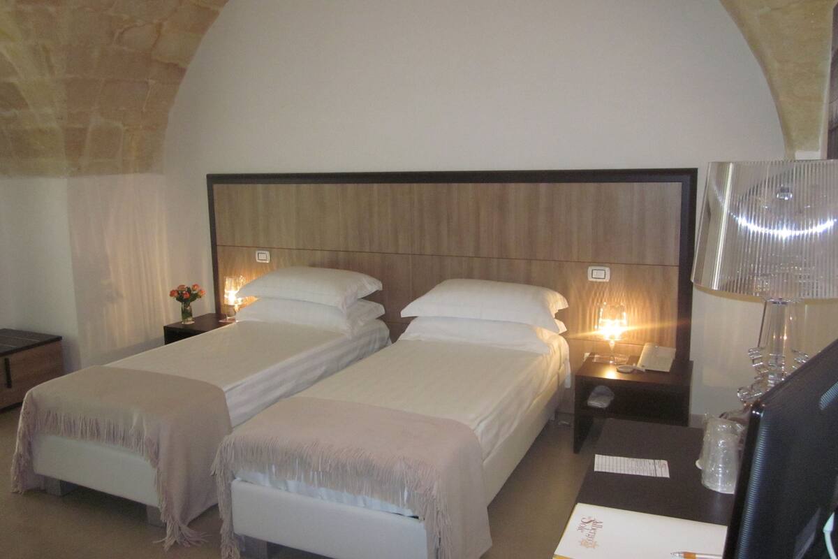 minibar, in-room safe, soundproofing, free wifi