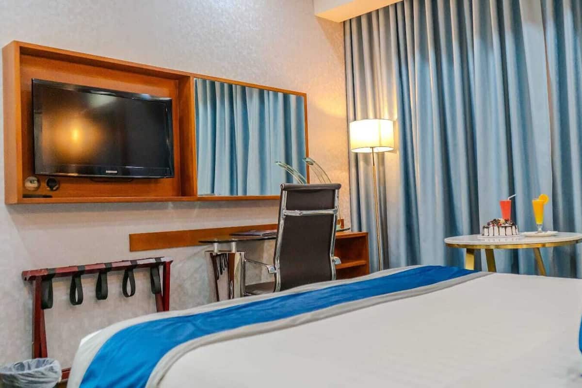 1 habitación, minibar, caja de seguridad en la habitación y escritorio