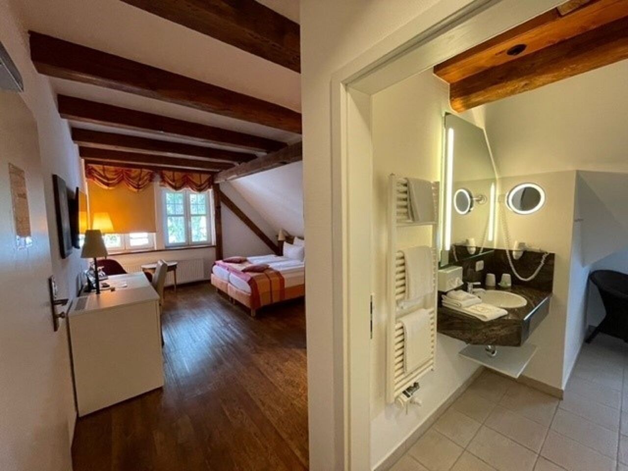 double room | hypo-allergenic bedding, in-room safe, individually decorated