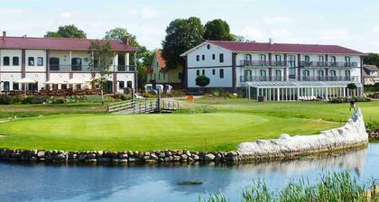 Hotel im Golfpark Strelasund