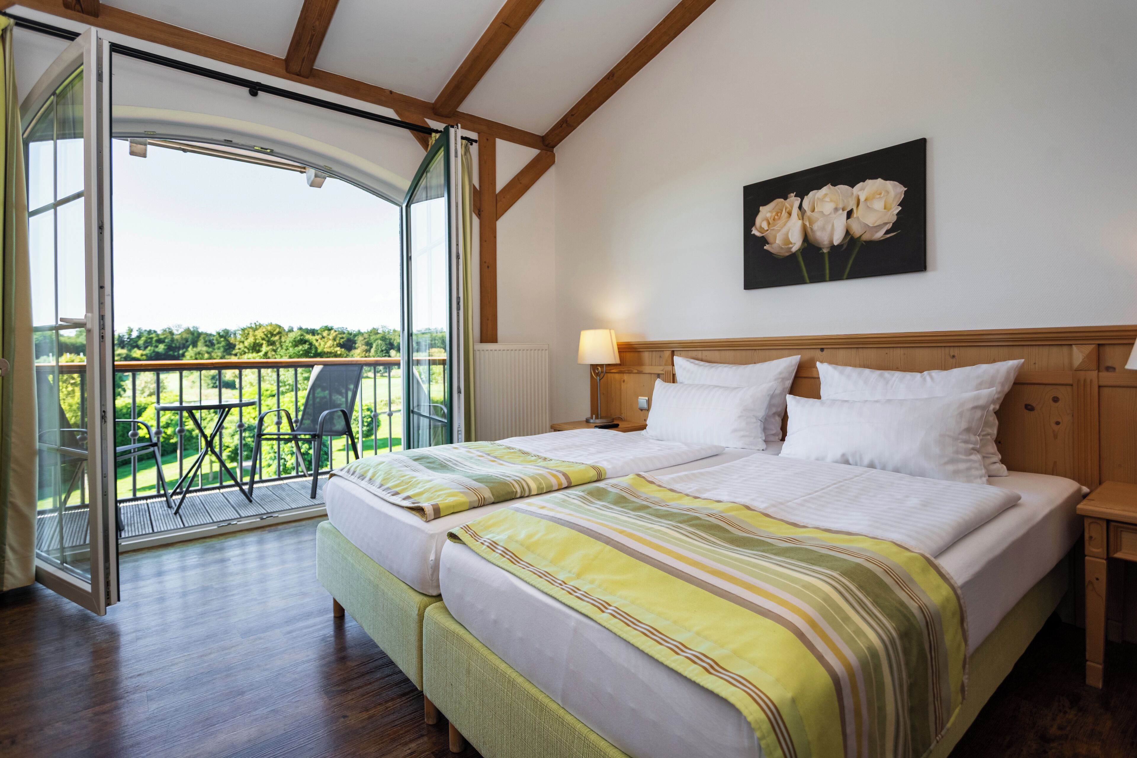 Doppelzimmer, Balkon | Allergikerbettwaren, Zimmersafe, Schreibtisch, kostenloses WLAN