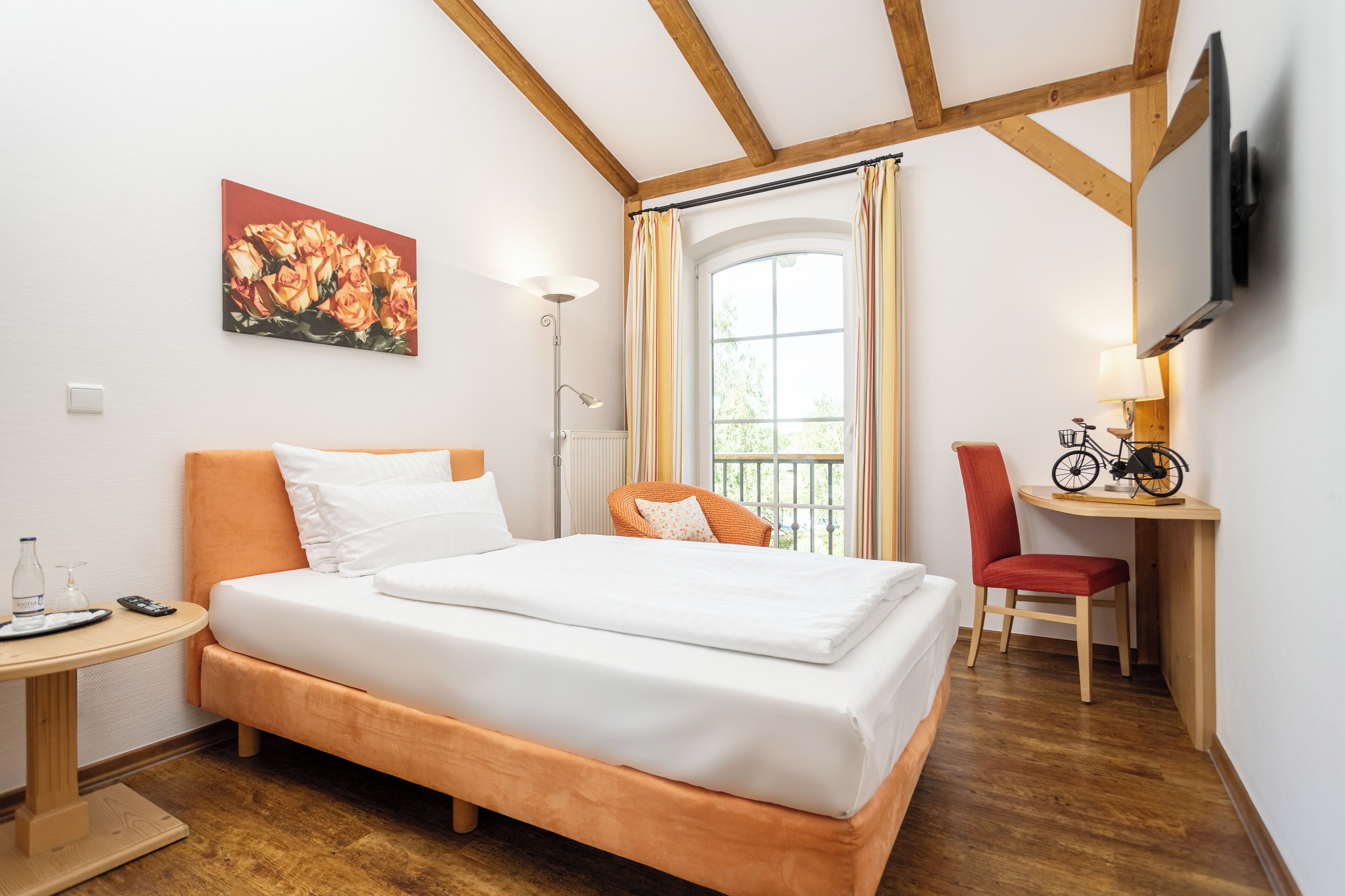 Chambre Simple | Literie hypoallergénique, coffres-forts dans les chambres