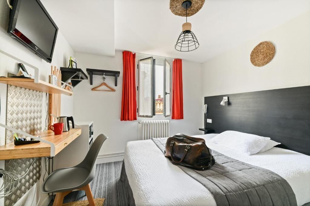 Minibar, in-room safe, desk, blackout curtains