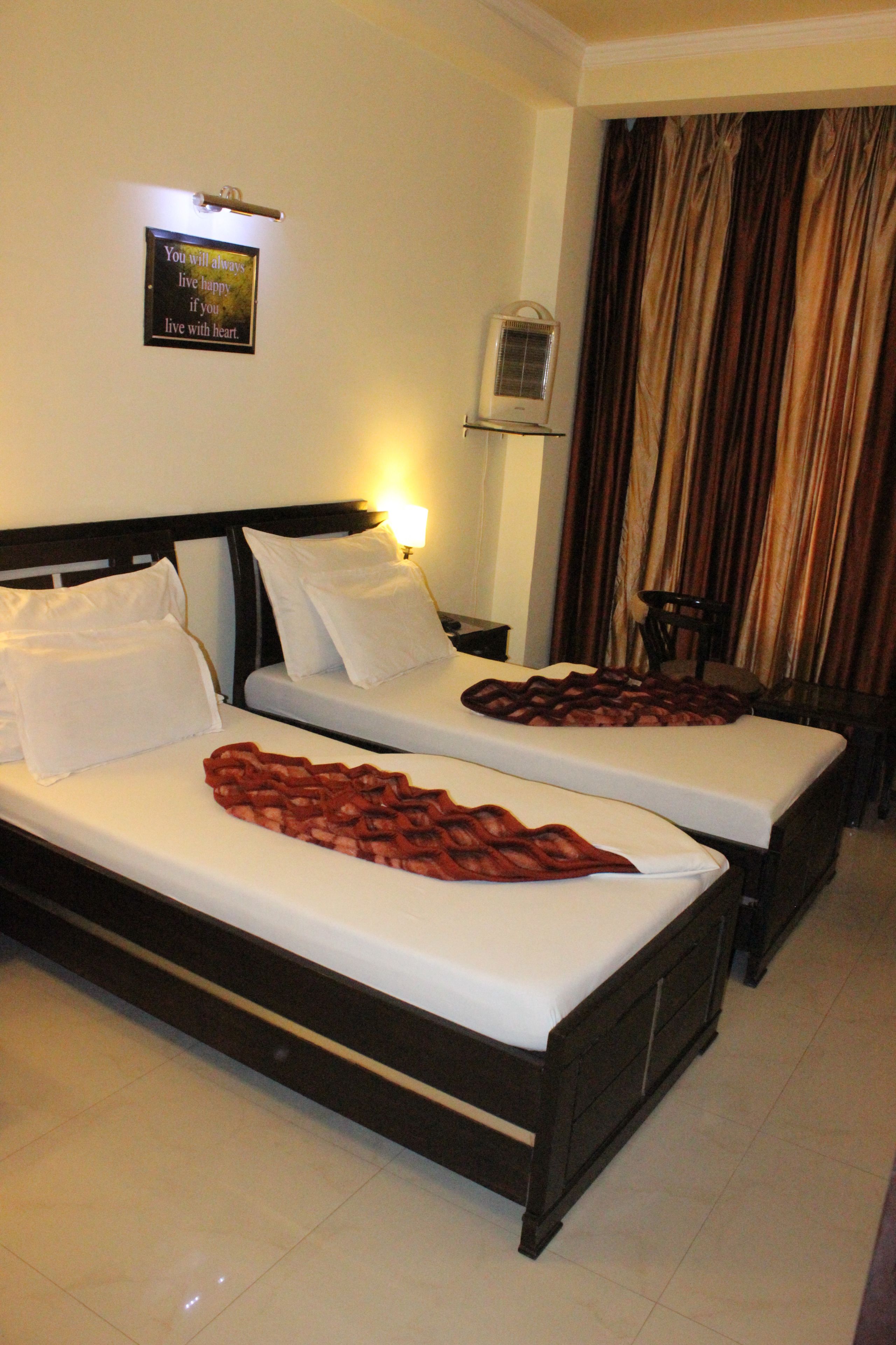 basic double room, 1 bedroom | living room | 28-inch lcd tv with digital channels, tv, tablet