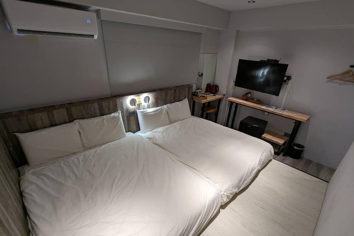Economy Quadruple Room