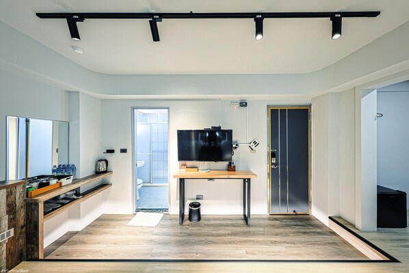 Deluxe Quadruple Room, 2 Double Beds | Down duvets, individually decorated, desk, laptop workspace