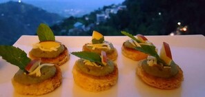Daily buffet breakfast (INR 315 per person)