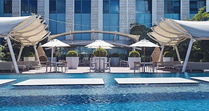 Crimson Hotel Filinvest City Manila