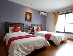 Standard Twin Room, 2 Single Beds | Minibar, in-room safe, rollaway beds, free WiFi - Lanna House (Chiang Mai)