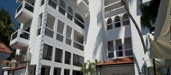 Silver Sands Hide Away