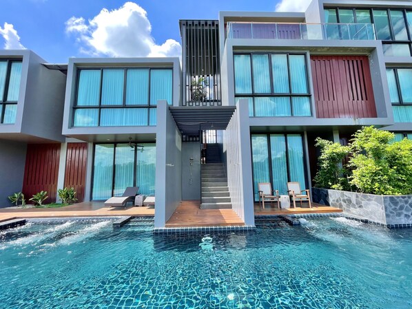 บริเวณภายนอก