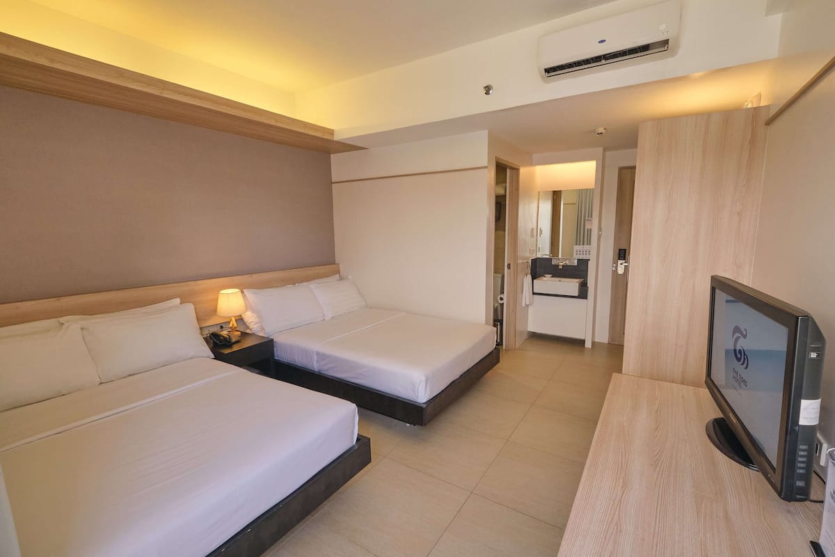 Deluxe Room - 2 Double Beds | In-room safe, desk, iron/ironing board, free WiFi