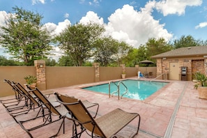 Outdoor pool, pool loungers