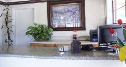 Antlers Budget Inn