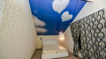 Rollaway beds, free wired Internet