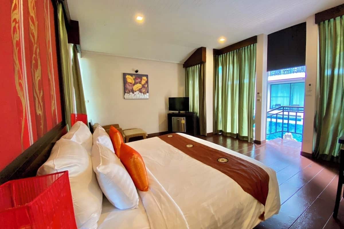 Villa, 1 kingsize bed | 1 slaapkamer, een minibar, een kluis op de kamer, een bureau