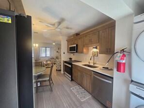 Comfort Villa, 2 Bedrooms, Non Smoking, Garden View | Private kitchen | Fridge, microwave, coffee/tea maker, electric kettle