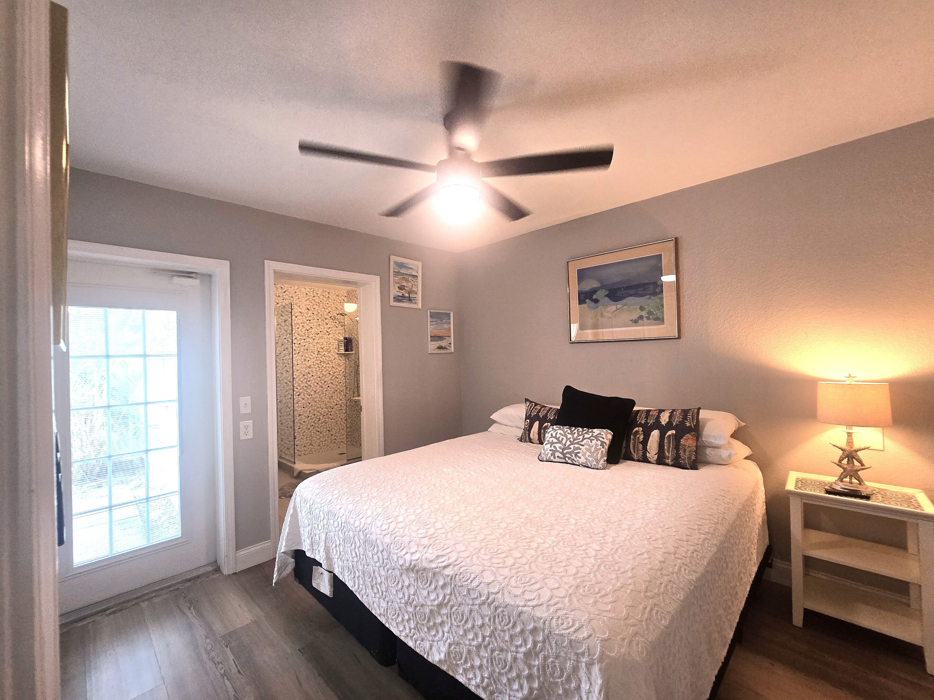 Luxury-Villa, Mehrere Betten, Gartenblick | Pillowtop-Betten, Zimmersafe, individuell dekoriert