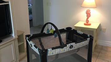 TV de tela plana, DVD player