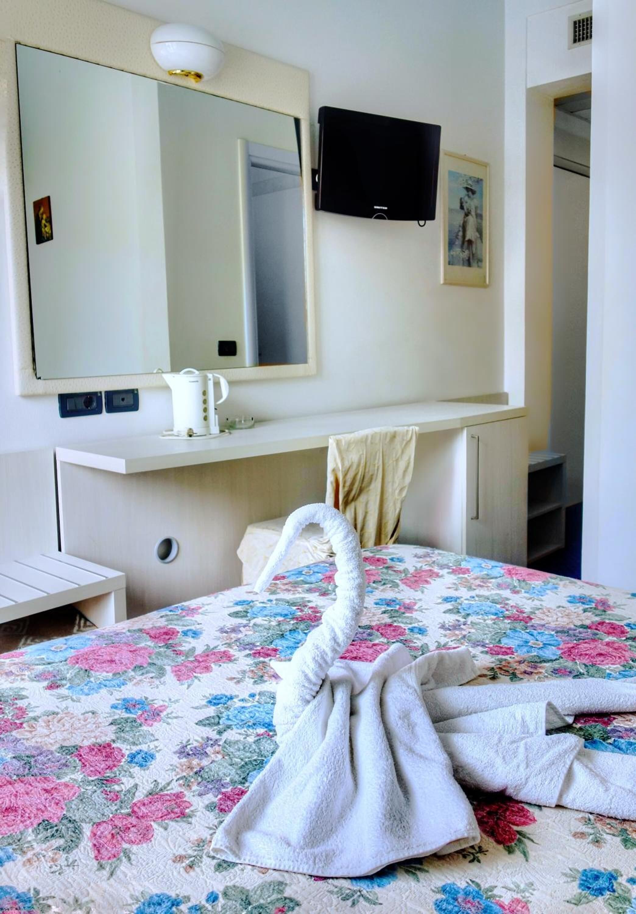 minibar, in-room safe, desk, soundproofing