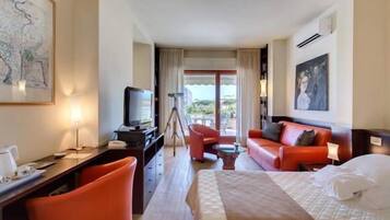 Luxury Double Room | Frette Italian sheets, premium bedding, minibar, in-room safe