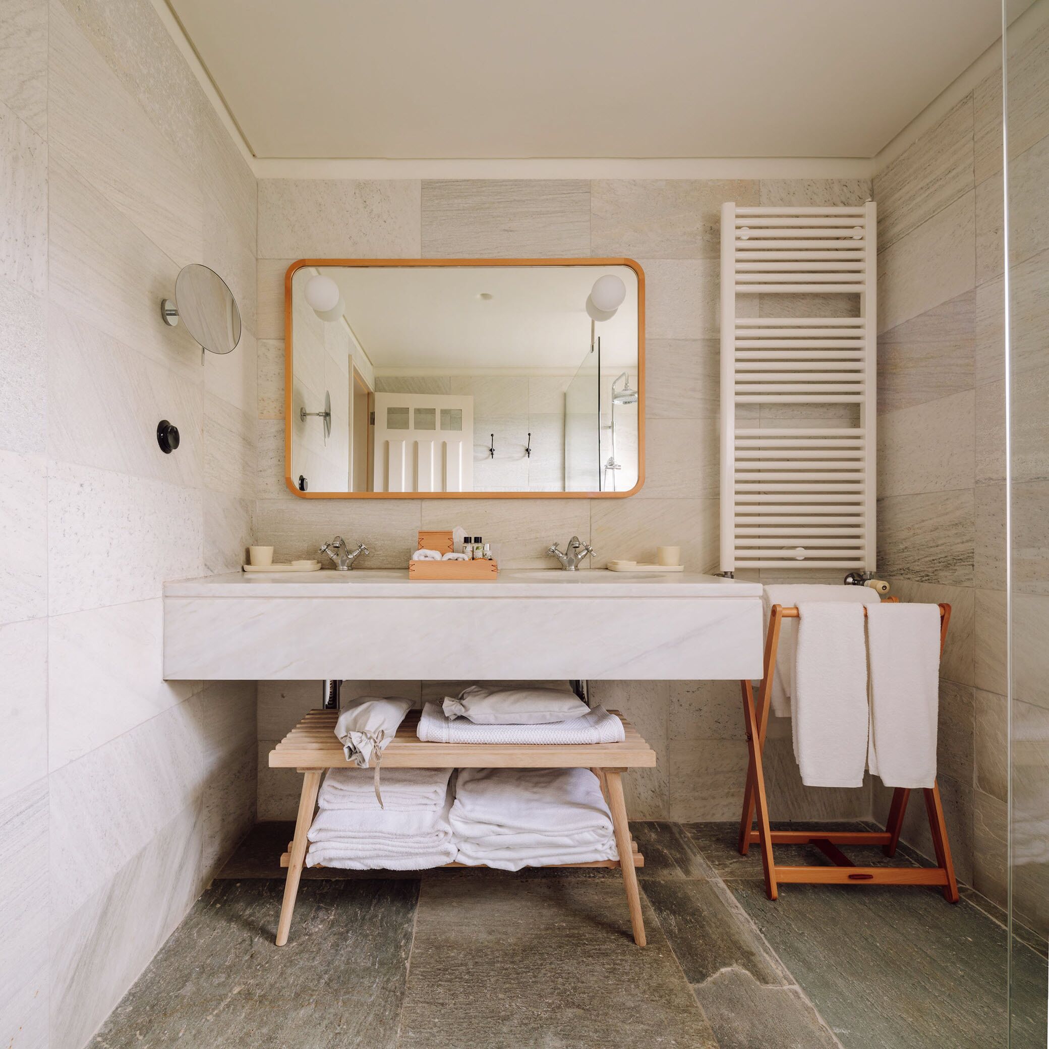 premium double or twin room | bathroom | free toiletries, hair dryer, bathrobes, slippers