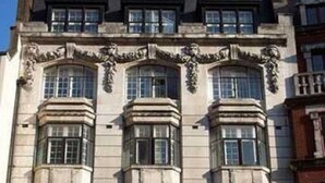 A historic building with the sign 'HOTEL STRAND CONTINENTAL'. - Hotel Strand Continental - Hostel (London)