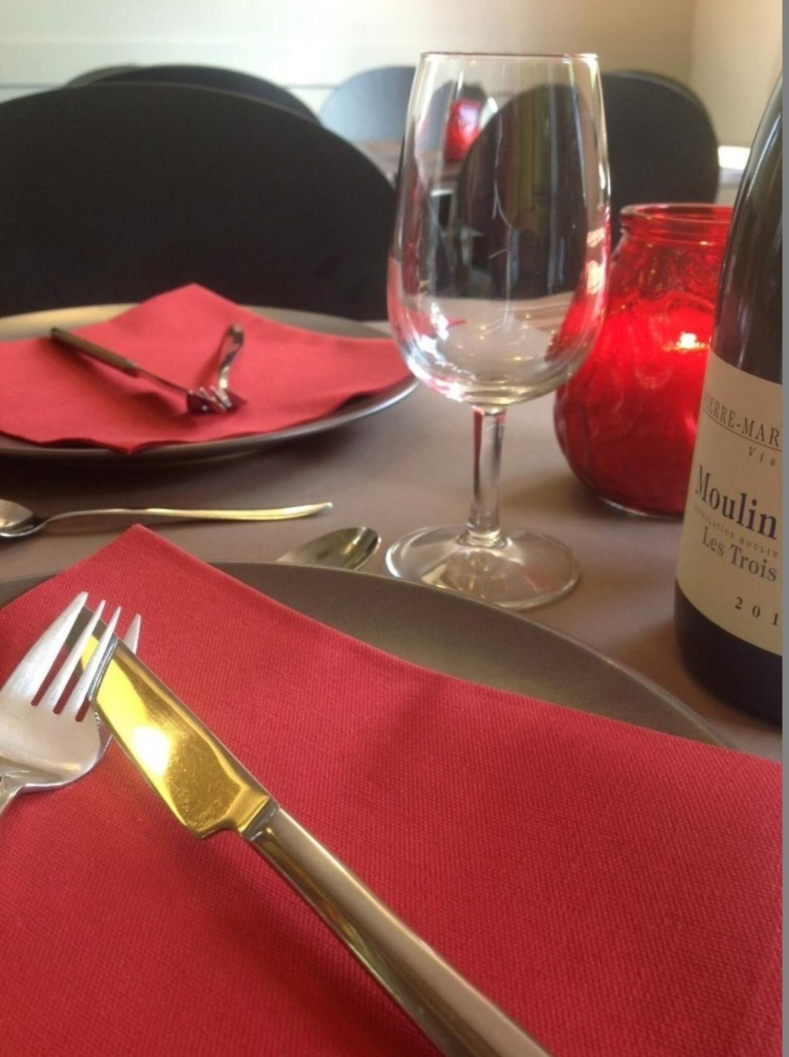 lunch and dinner served, french cuisine