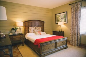 Chambre Tradition, 1 grand lit, non-fumeur