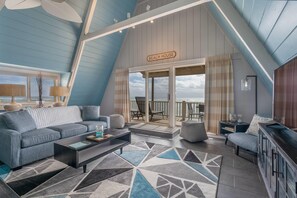 Casa, 1 habitación, no fumadores (Beach) | Espacio para trabajar con un portátil, cortinas opacas, Internet