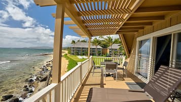 Beach House Suite (2nd floor, stair access only) | Beach/ocean view