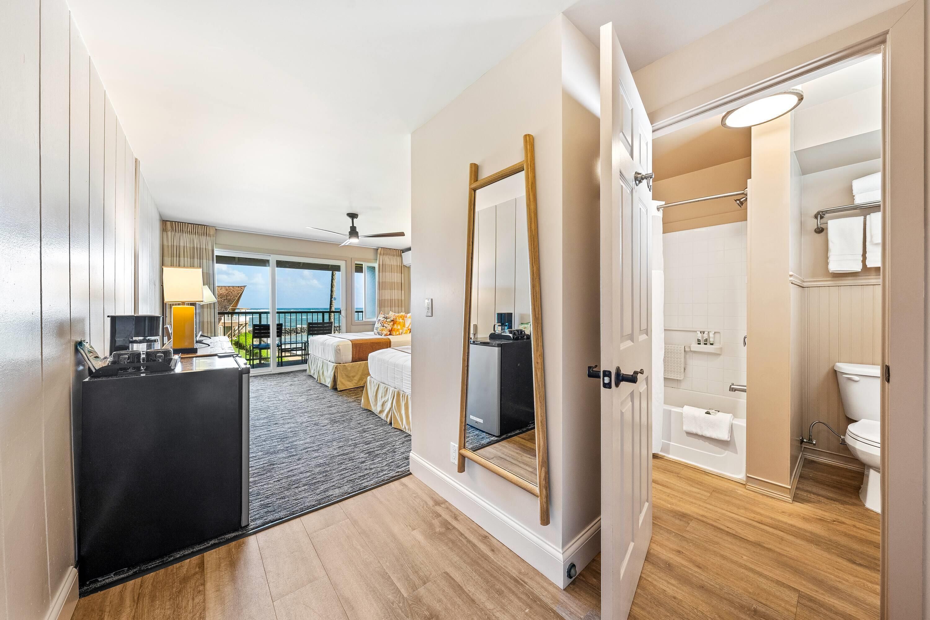 Laptop workspace, blackout curtains, Internet, bed sheets