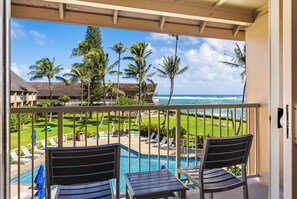 Habitación, vista al océano (1st - 3rd Upper Floors, stair access) | Vista desde la habitación
